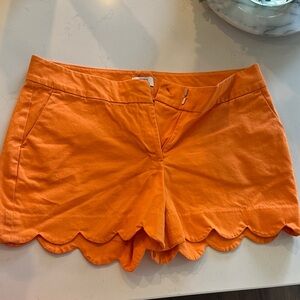 NWOT Crown and Ivy Scallop Shorts
